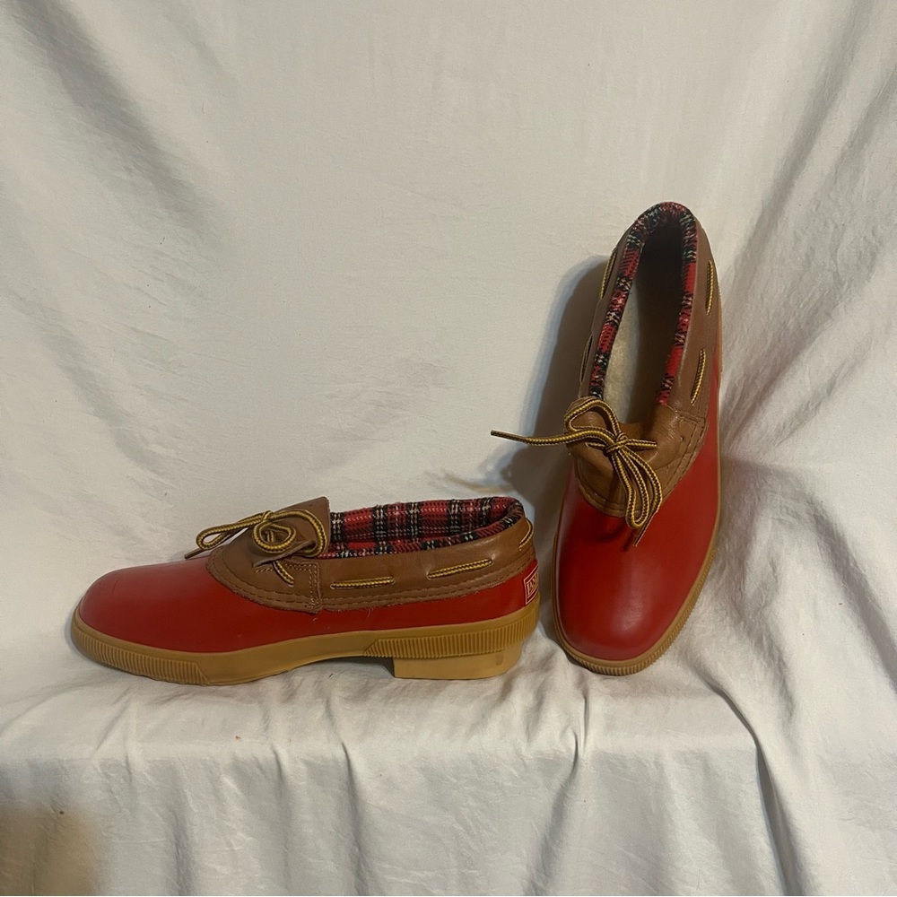 Vintage Lands’ End Red and Tan Duck Shoes size 8